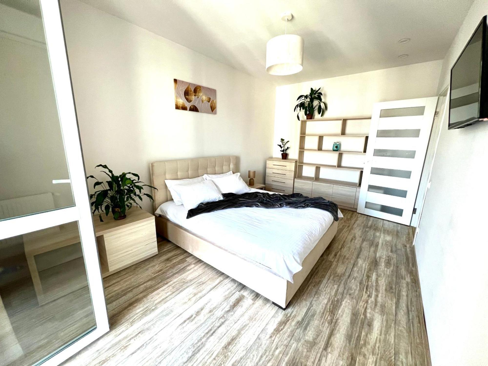 Osapart Romantic Apartment In The Complex Great Britain Львов Экстерьер фото